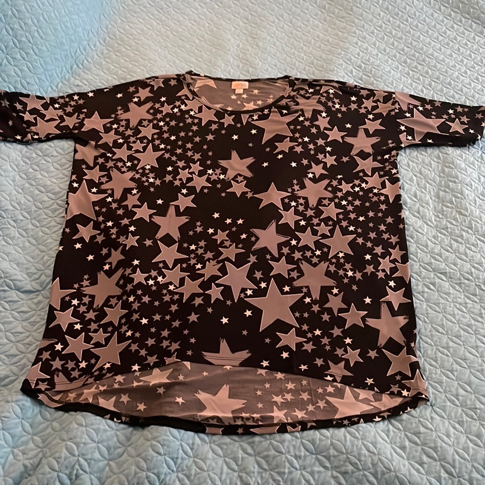LuLaRoe Irma Star Shirt